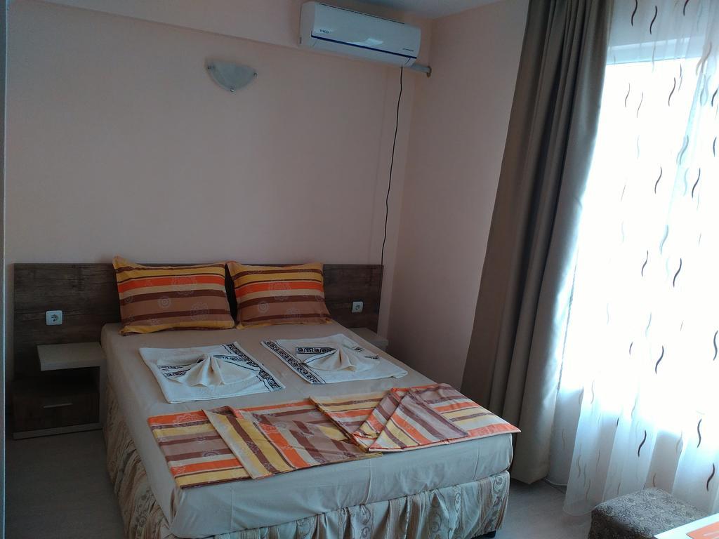 Fits Guest House Primorsko Exterior photo