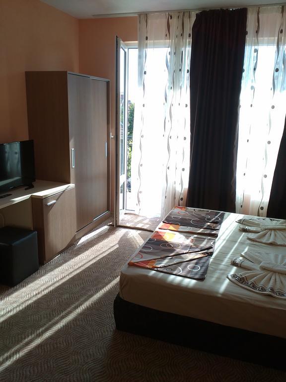 Fits Guest House Primorsko Exterior photo